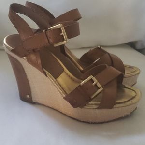 Audrey Brooke Hollie Wedge